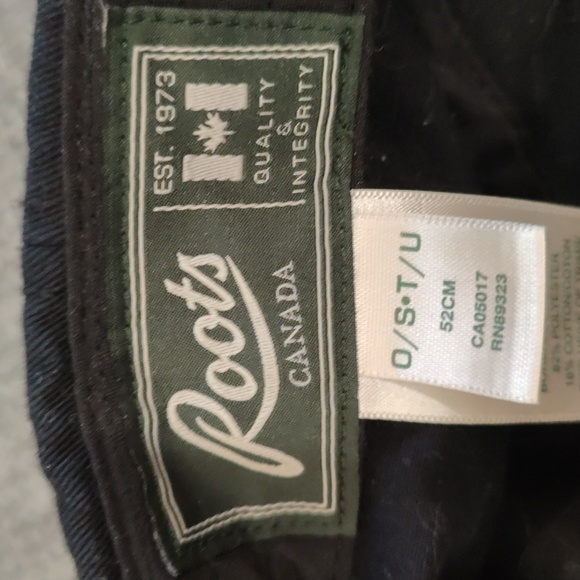 Roots Cap - Picture 3 of 4